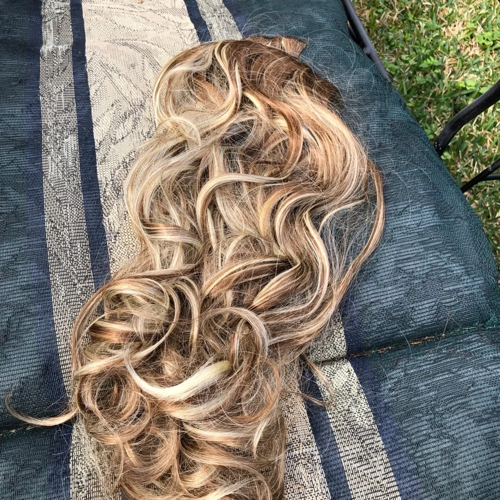6 pc Human Hair Blonde Balayage Long Wavy Hair Extensions Clip Ins 22”